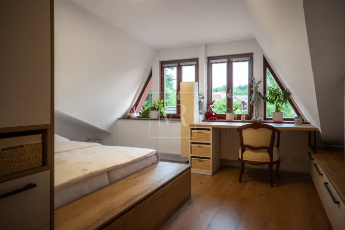 Prodej komerční nemovitosti, Sulice - Želivec, Hlavní, 370 m2