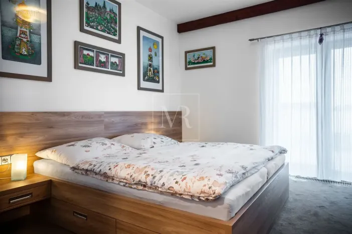 Prodej komerční nemovitosti, Sulice - Želivec, Hlavní, 370 m2