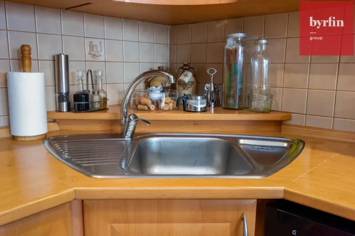 Prodej bytu 2+kk, Opava, Zeyerova, 48 m2