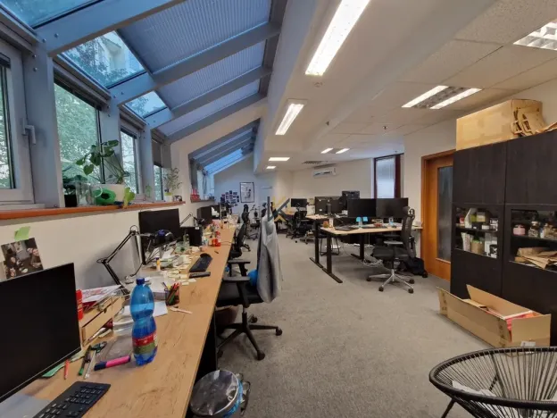 Pronájem kanceláře, Praha, Táborská, 137 m2