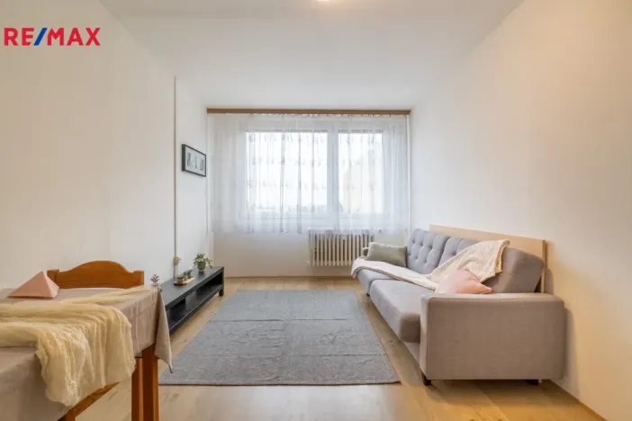 Prodej bytu 2+kk, Praha - Kamýk, Smotlachova, 48 m2