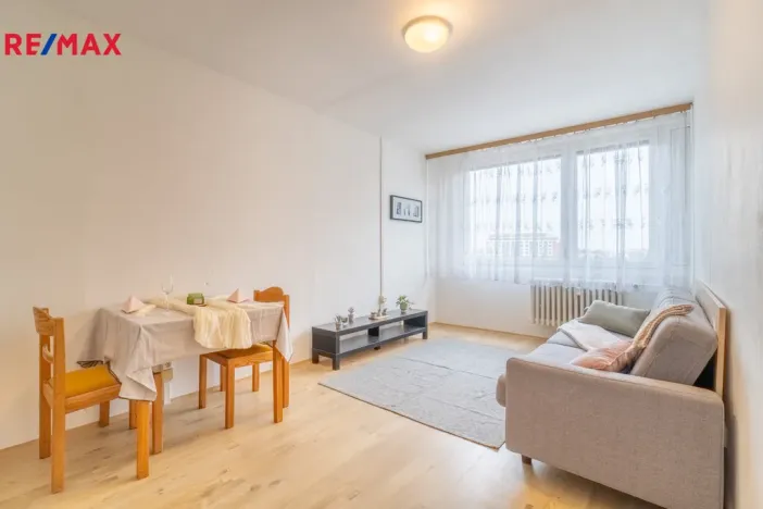 Prodej bytu 2+kk, Praha - Kamýk, Smotlachova, 48 m2