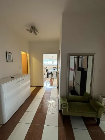 Prodej bytu 3+kk, Praha - Vysočany, Poděbradská, 78 m2