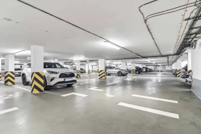 Pronájem kanceláře, Praha - Dejvice, Evropská, 318 m2