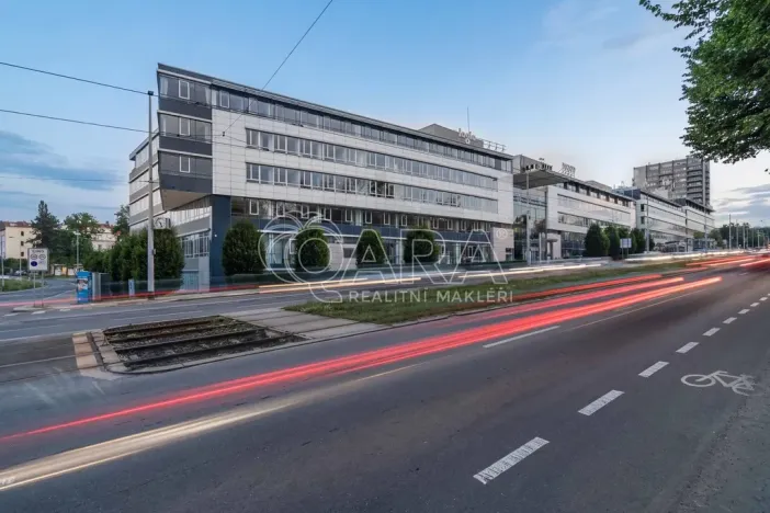 Pronájem kanceláře, Praha - Dejvice, Evropská, 236 m2