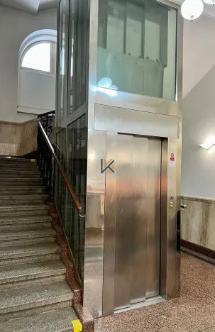 Pronájem kanceláře, Praha, Washingtonova, 203 m2