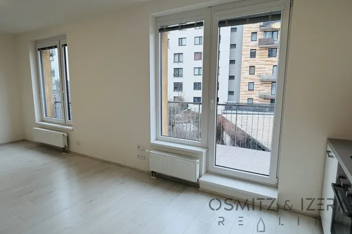 Pronájem bytu 1+kk, Praha - Horní Měcholupy, Padovská, 35 m2