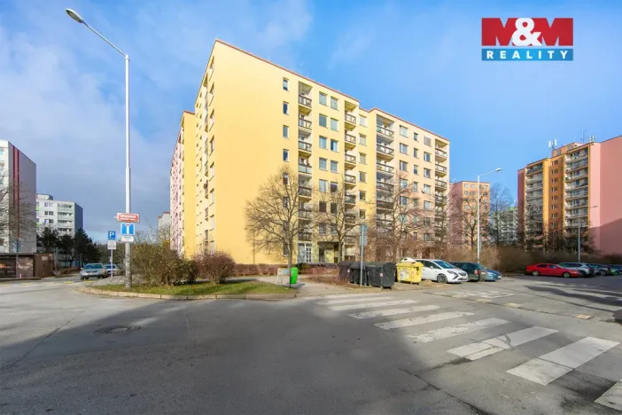 Prodej bytu 2+kk, Praha, Voskovcova, 42 m2
