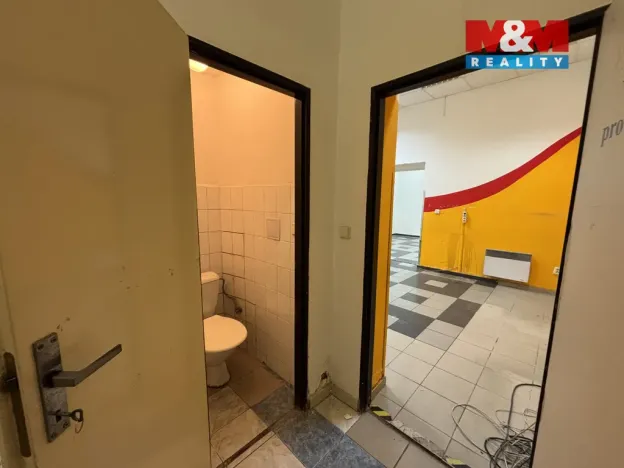 Prodej obchodního prostoru, Praha - Libeň, Sokolovská, 144 m2