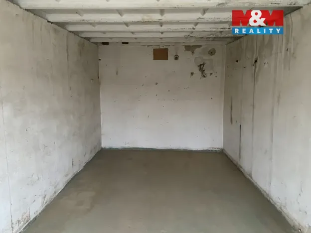 Pronájem garáže, Valašské Meziříčí, U Byniny, 20 m2