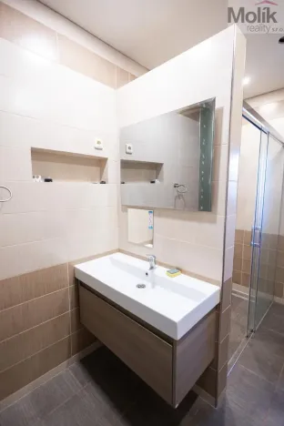 Prodej rodinného domu, Brandov, 330 m2