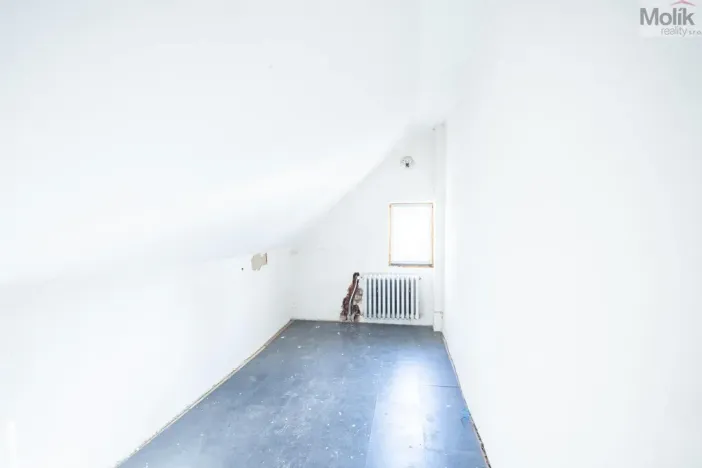 Prodej rodinného domu, Brandov, 330 m2