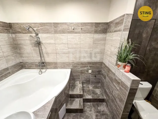 Pronájem bytu 2+1, Karviná, V Aleji, 58 m2