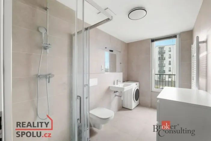 Pronájem bytu 1+kk, Plzeň - Skvrňany, Františka Kováříka, 41 m2