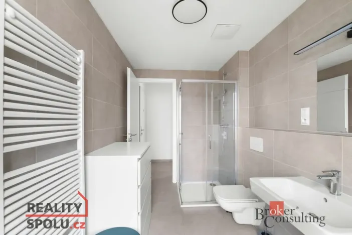 Pronájem bytu 1+kk, Plzeň - Skvrňany, Františka Kováříka, 41 m2