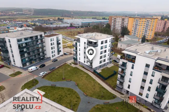 Pronájem bytu 1+kk, Plzeň - Skvrňany, Františka Kováříka, 41 m2