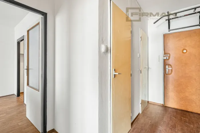 Prodej bytu 2+kk, Praha - Kobylisy, Šiškova, 43 m2