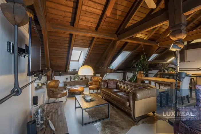 Prodej atypického bytu, Mikulov, Komenského, 164 m2