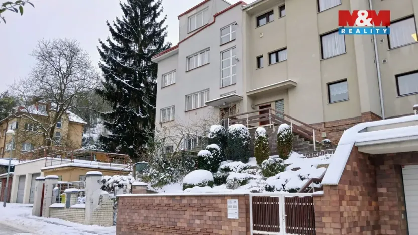 Pronájem bytu 3+1, Praha - Košíře, U Vojanky, 90 m2