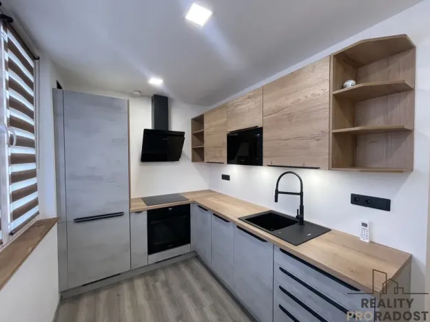 Pronájem bytu 3+1, Jihlava, Březinova, 74 m2