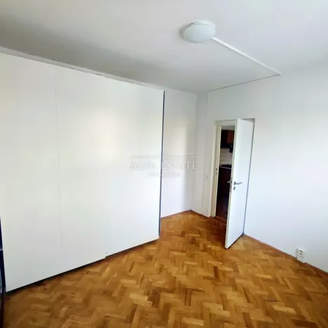 Pronájem bytu 2+1, Karlovy Vary, Krymská, 51 m2