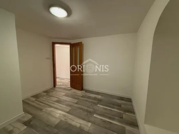 Pronájem bytu 2+1, Chomutov, Holečkova, 50 m2