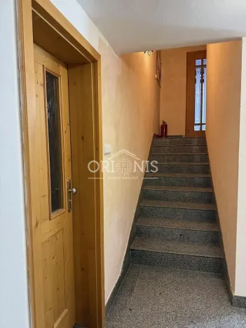 Pronájem bytu 2+1, Chomutov, Holečkova, 50 m2