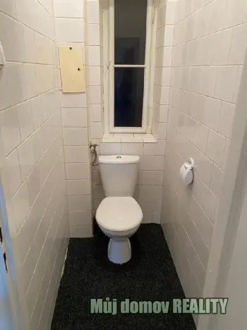 Pronájem bytu 2+kk, Praha - Vysočany, Freyova, 65 m2