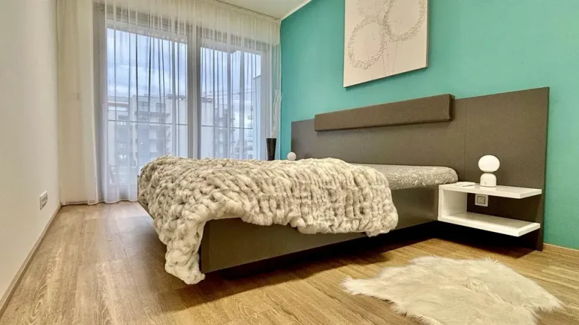 Pronájem bytu 2+kk, Praha - Žižkov, Malešická, 60 m2