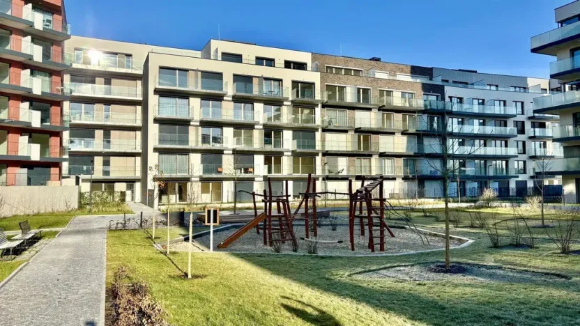 Pronájem bytu 2+kk, Praha - Žižkov, Malešická, 60 m2