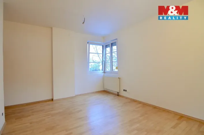 Pronájem bytu 4+kk, Praha - Hloubětín, V Novém Hloubětíně, 120 m2