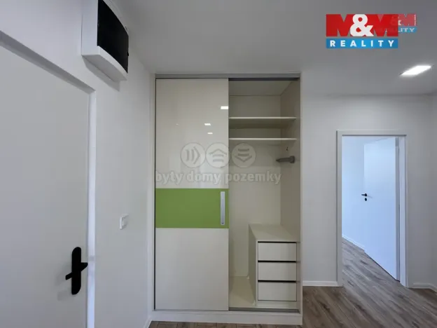 Pronájem bytu 3+kk, Ústí nad Labem - Severní Terasa, Šípková, 62 m2