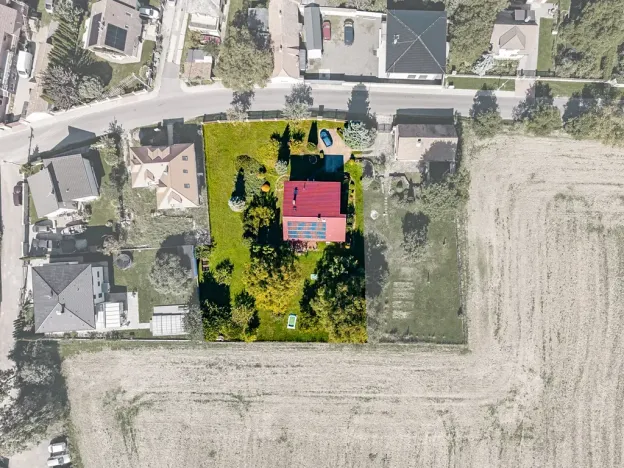 Prodej pozemku pro bydlení, Jenštejn, 1700 m2