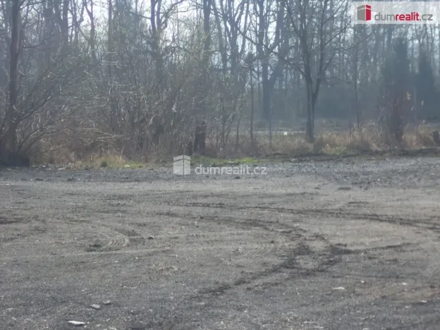 Pronájem komerční nemovitosti, Staré Město, Na Zbytkách, 2500 m2