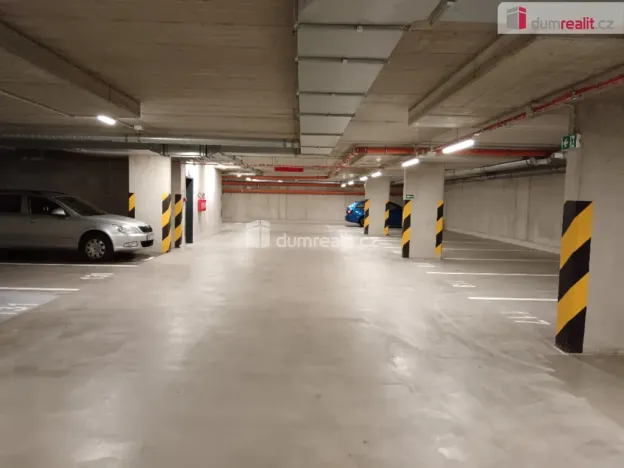 Pronájem garáže, Olomouc, Aloise Rašína, 15 m2