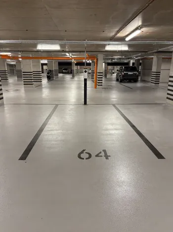 Pronájem garážového stání, Brno, Bratislavská, 14 m2