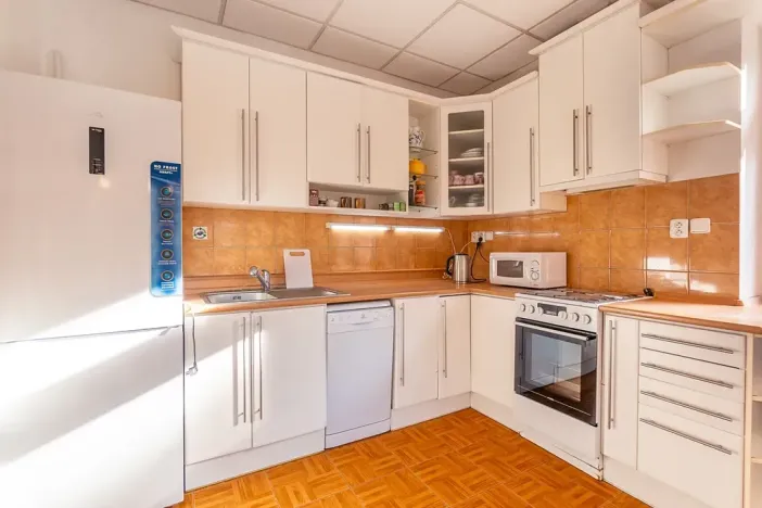 Pronájem bytu 2+1, Teplice, Čs. dobrovolců, 84 m2