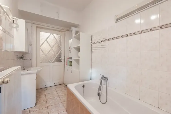 Pronájem bytu 2+1, Teplice, Čs. dobrovolců, 84 m2