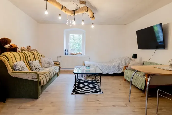 Prodej vícegeneračního domu, Bžany, 240 m2