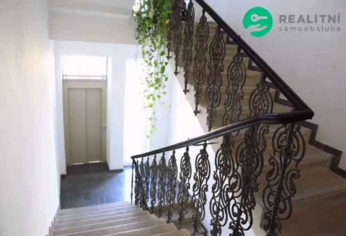 Pronájem bytu 1+kk, Praha - Žižkov, Hartigova, 26 m2