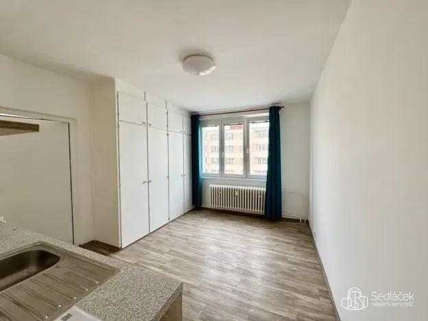 Pronájem bytu 1+1, Sokolov, Švabinského, 43 m2