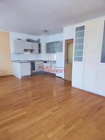 Pronájem bytu 1+kk, Praha - Letňany, Tupolevova, 41 m2