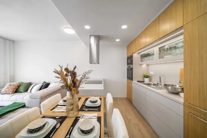 Prodej bytu 2+1, Holubice, 55 m2