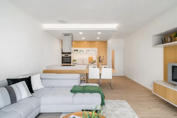 Prodej bytu 2+1, Holubice, 55 m2