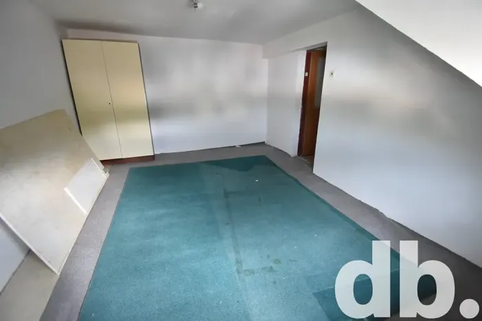 Prodej bytu 3+1, Kraslice, nám. T. G. Masaryka, 95 m2