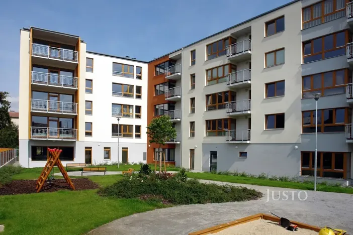 Pronájem bytu 1+kk, Písek, V Portyči, 31 m2