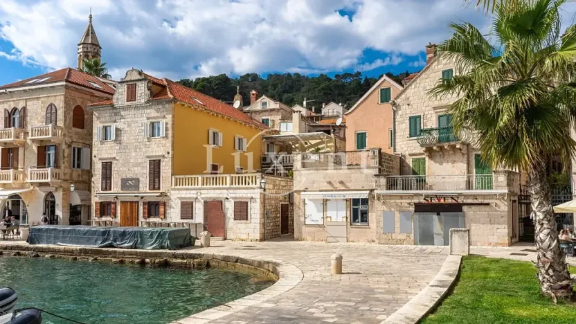 Prodej atypického bytu, Hvar, Chorvatsko, 120 m2