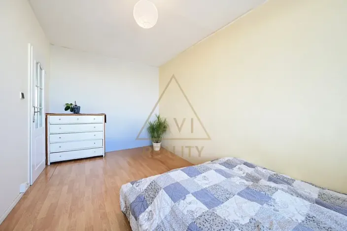 Prodej bytu 3+1, Praha - Prosek, Vysočanská, 74 m2