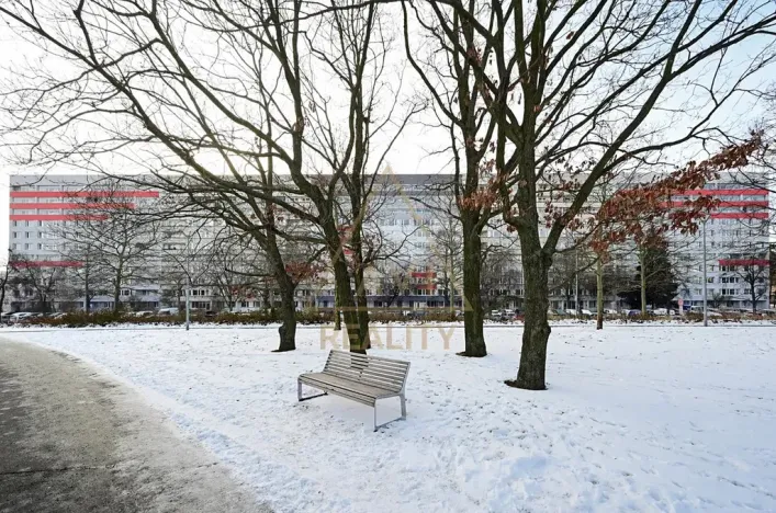 Prodej bytu 3+1, Praha - Prosek, Vysočanská, 74 m2