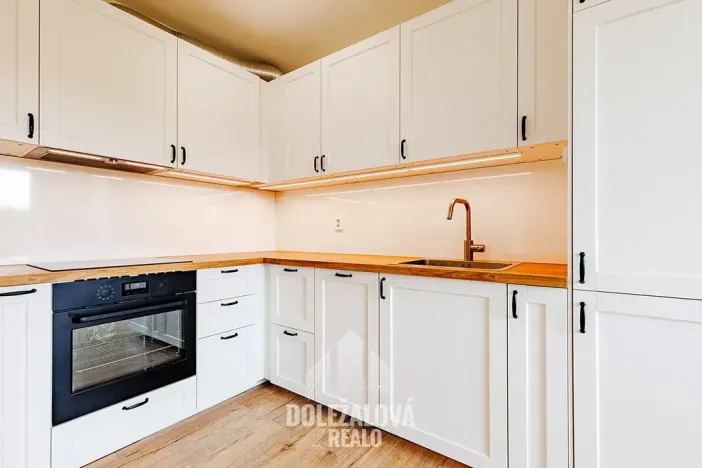 Pronájem bytu 2+kk, Nové Město na Moravě, Budovatelů, 41 m2